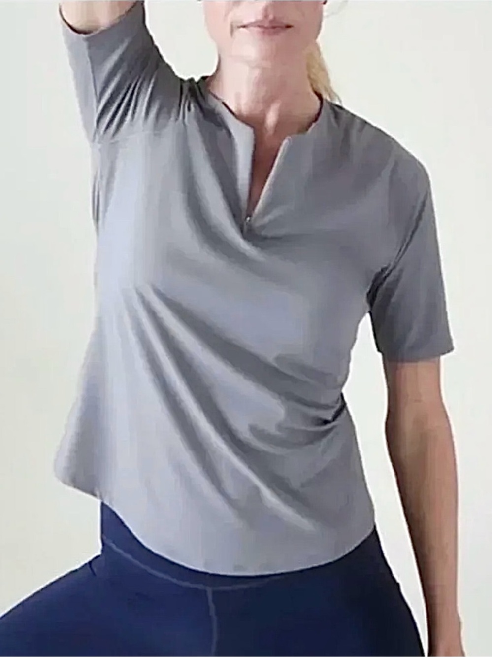 Athleta Sunchaser Quarter Zip Short Sleeve Tee Gray M